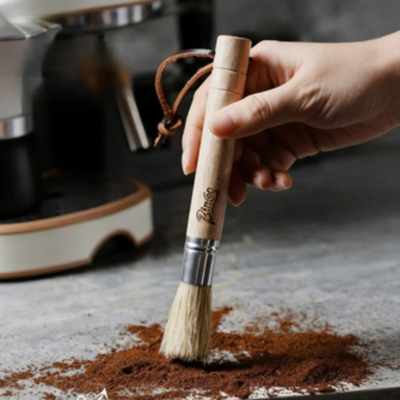 Bincoo Vintage Coffee Grinder  - Coffee Equipment Cleaner のレビューと価格